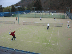 （写真）テニスコート外観