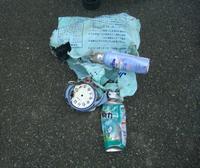 （写真）混入していたカセットボンベ缶など