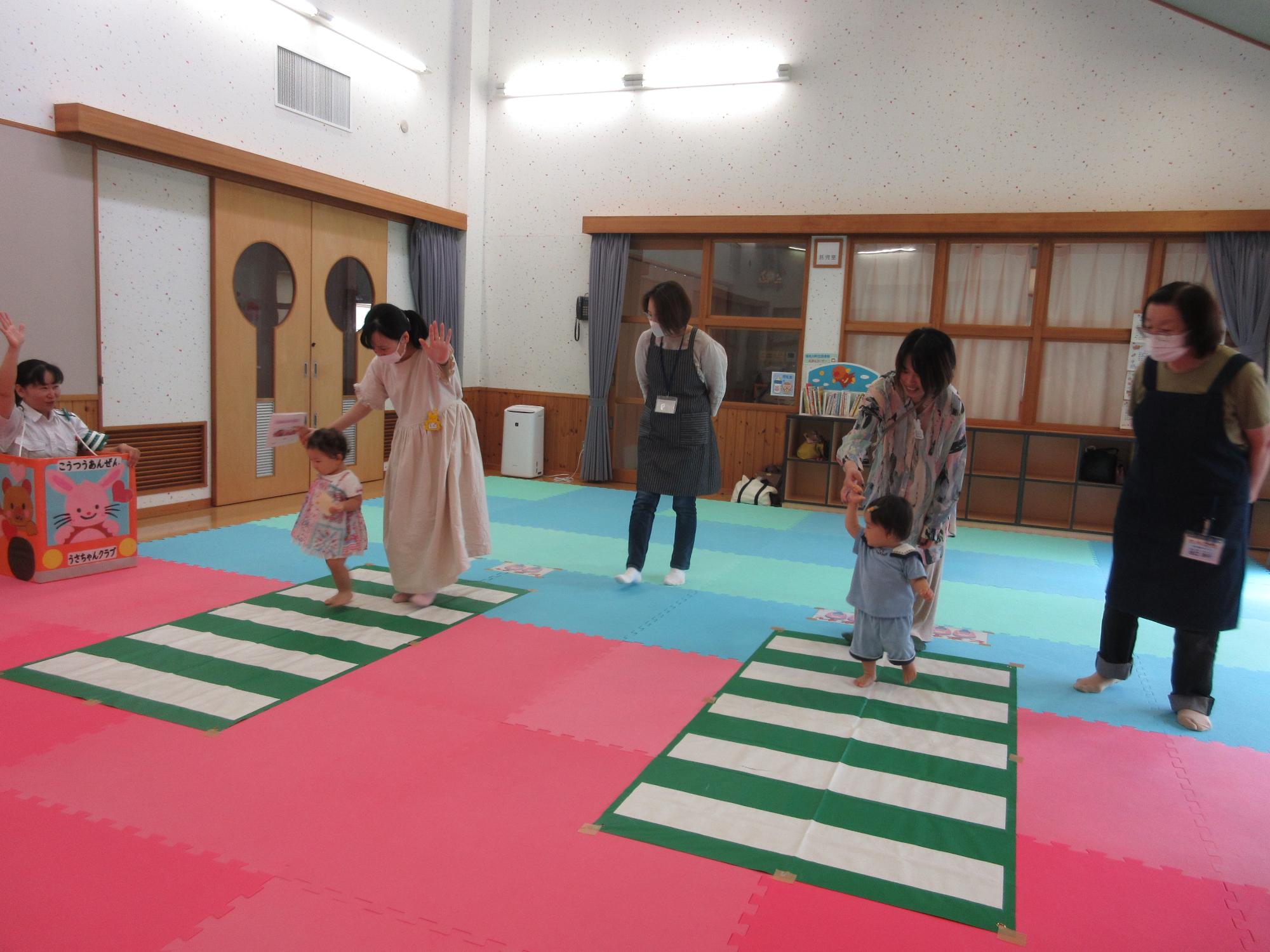 リンゴ交通安全８