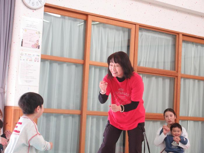 講師