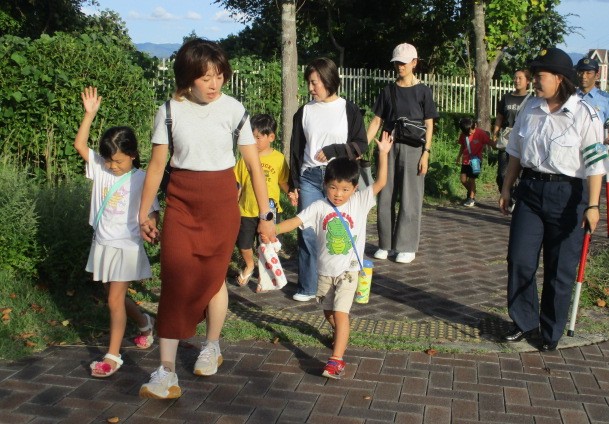 実地訓練をしている様子です。