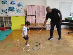 3・4歳児英語で遊ぼうの様子