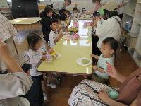 会食の様子